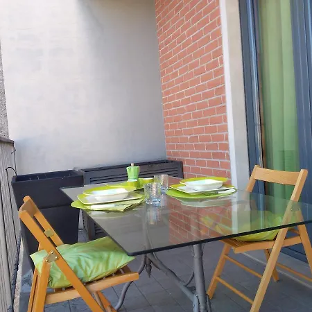 Apartment Kibilu - Via Vignola - Porta Romana - Universita Bocconi Milan
