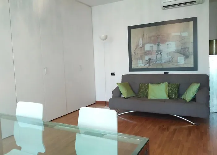 Kibilu - Via Vignola - Porta Romana - Universita Bocconi Apartman *